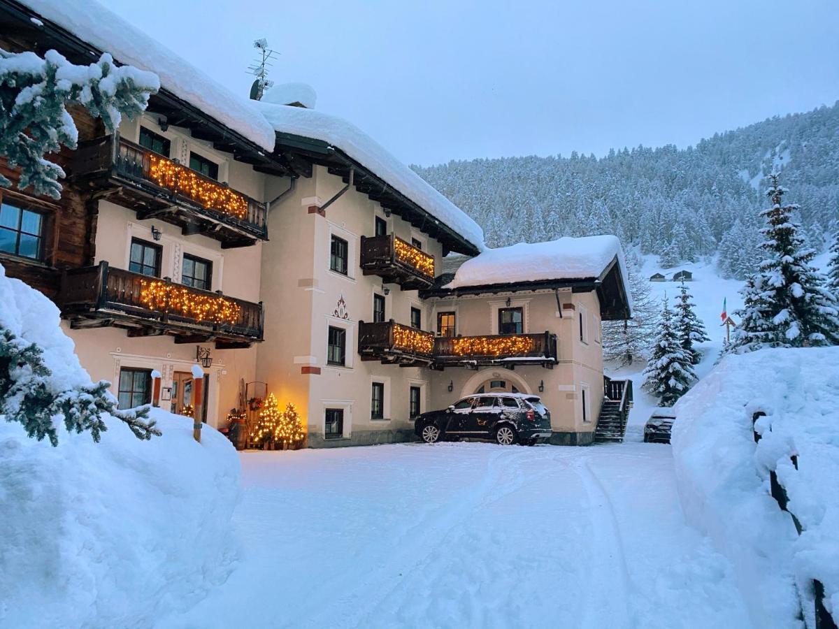 Bait Ables Aparthotel Livigno Ngoại thất bức ảnh