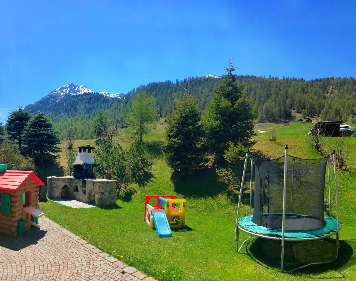 Bait Ables Aparthotel Livigno Ngoại thất bức ảnh